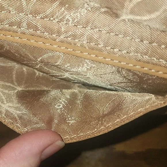 Fossil Crossbody Bag - Picture 5 of 12